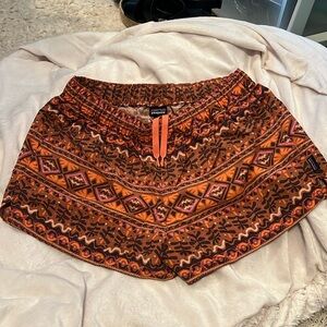 Patagonia Shorts with mesh pockets WPSXS-12
Athletic wear size Small